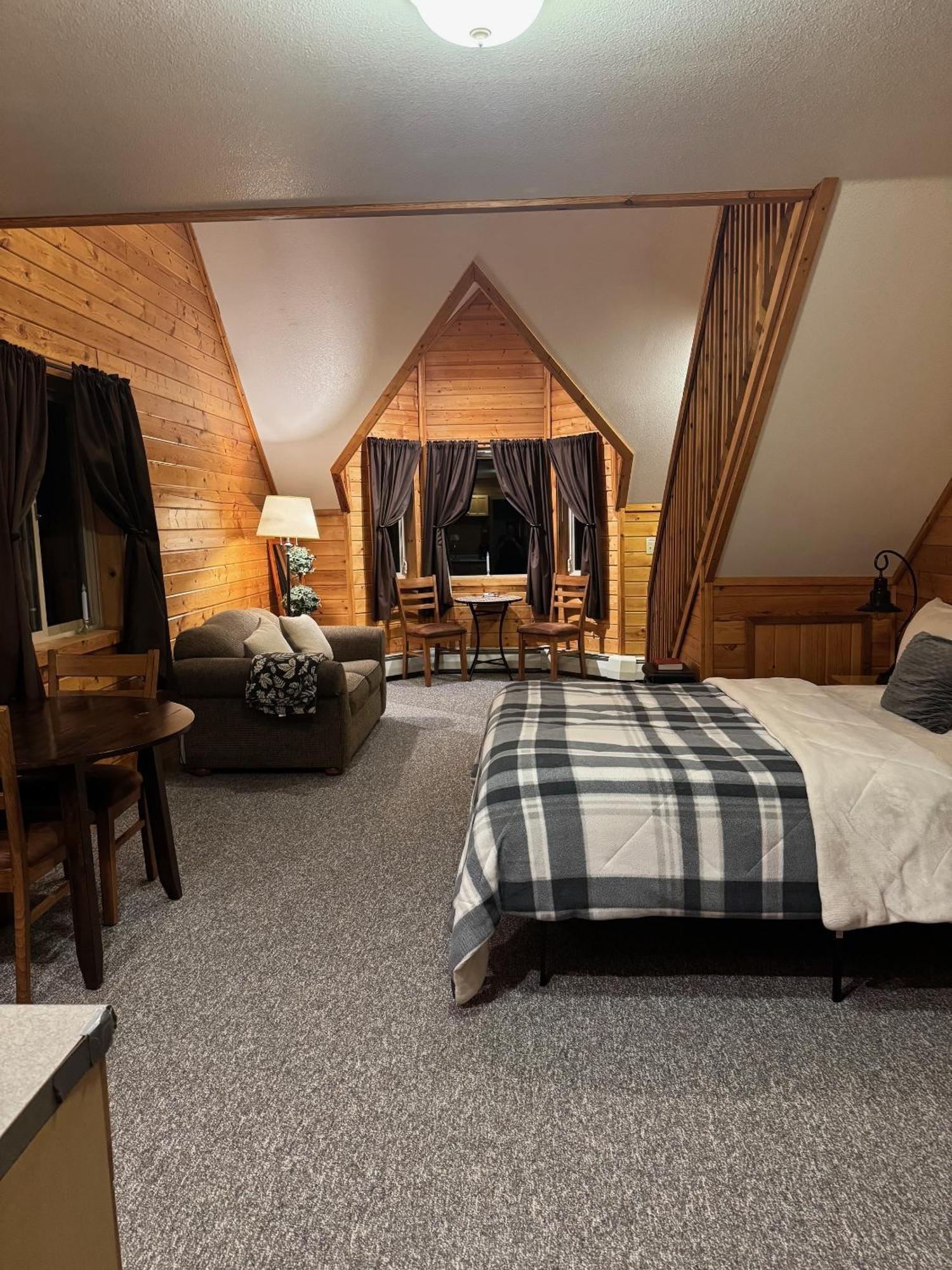Susitna River Lodging, Suites Talkeetna Exteriör bild